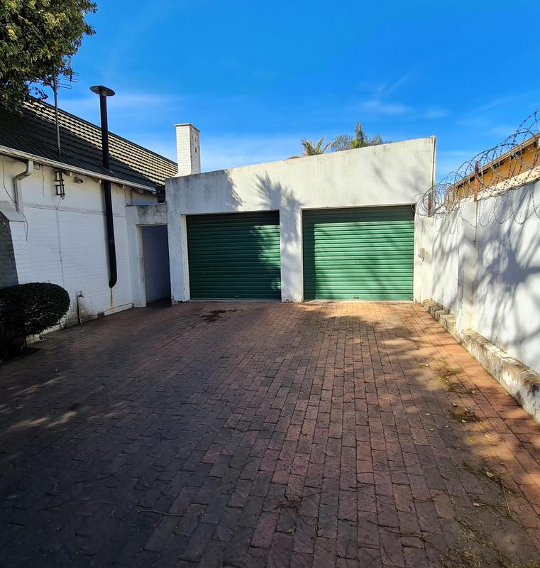 5 Bedroom Property for Sale in Orange Grove Gauteng