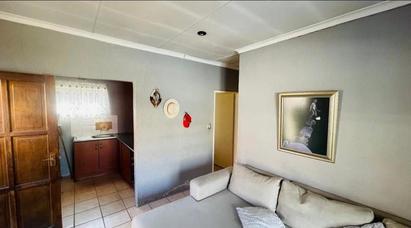 2 Bedroom Property for Sale in Ormonde Gauteng