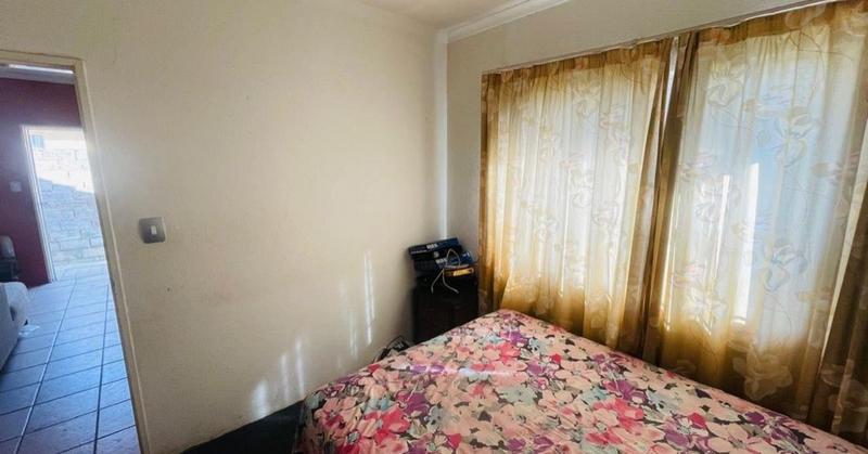 2 Bedroom Property for Sale in Ormonde Gauteng