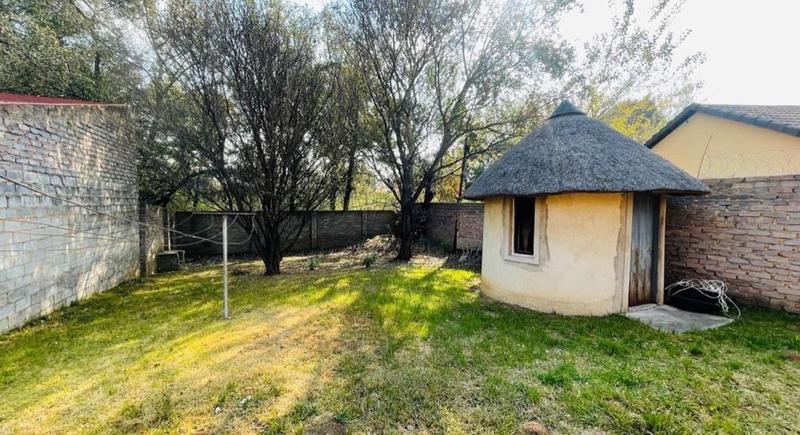 2 Bedroom Property for Sale in Ormonde Gauteng