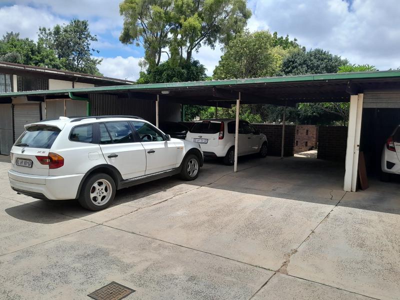 2 Bedroom Property for Sale in Queenswood Gauteng