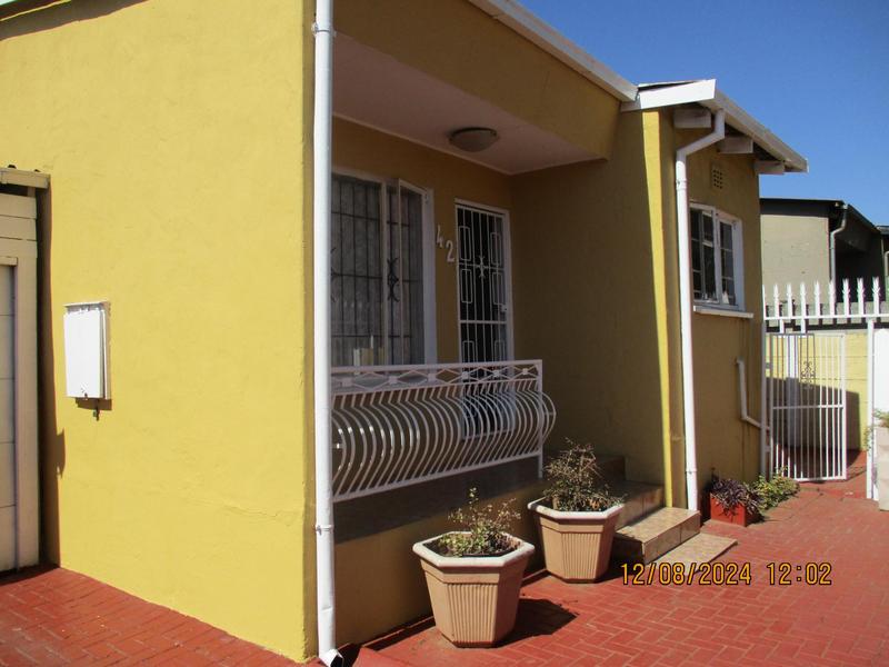 4 Bedroom Property for Sale in Eldorado Park Gauteng