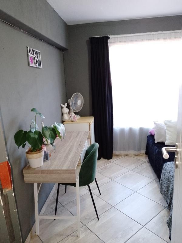 3 Bedroom Property for Sale in Eldoraigne Gauteng