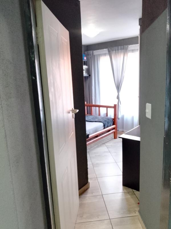 3 Bedroom Property for Sale in Eldoraigne Gauteng