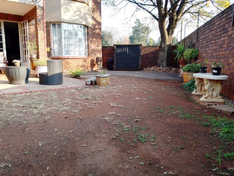 3 Bedroom Property for Sale in Eldoraigne Gauteng