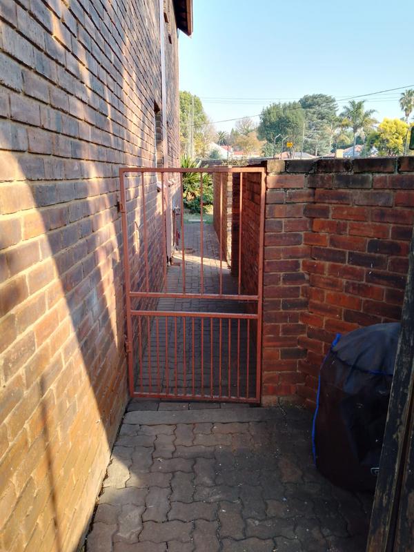 3 Bedroom Property for Sale in Eldoraigne Gauteng