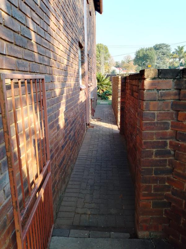 3 Bedroom Property for Sale in Eldoraigne Gauteng