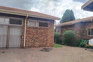 4 Bedroom Property for Sale in Vanderbijlpark SE 3 Gauteng