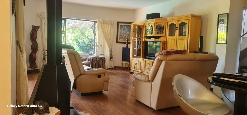 5 Bedroom Property for Sale in Vanderbijlpark SE 4 Gauteng