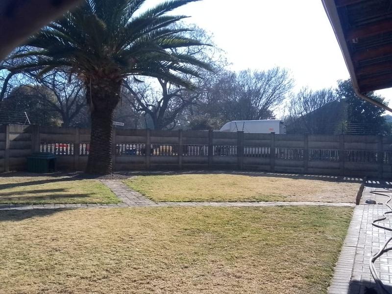 4 Bedroom Property for Sale in Vanderbijlpark SW 5 Gauteng