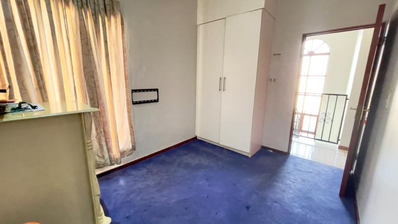 4 Bedroom Property for Sale in Broadacres Gauteng