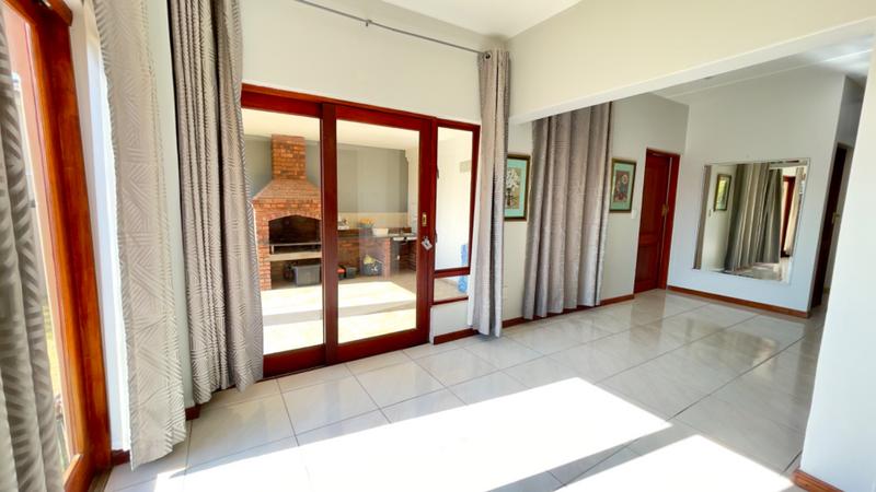 4 Bedroom Property for Sale in Broadacres Gauteng