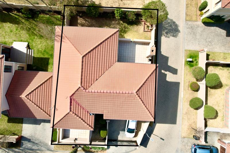 4 Bedroom Property for Sale in Broadacres Gauteng