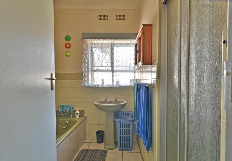 3 Bedroom Property for Sale in Roseacre Gauteng