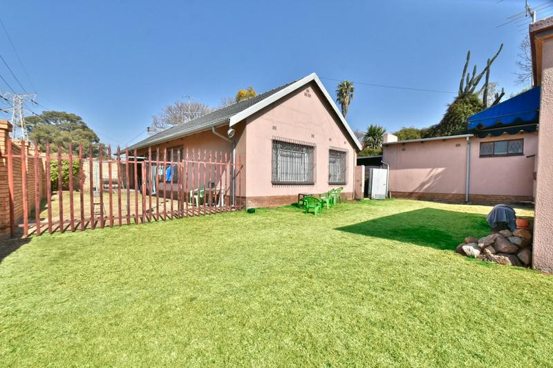 3 Bedroom Property for Sale in Roseacre Gauteng