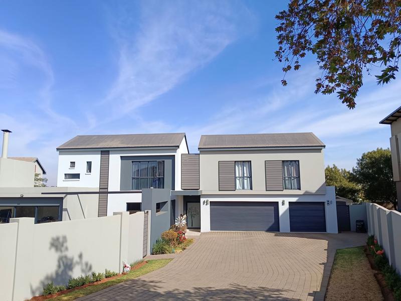 4 Bedroom Property for Sale in Midstream Ridge Gauteng