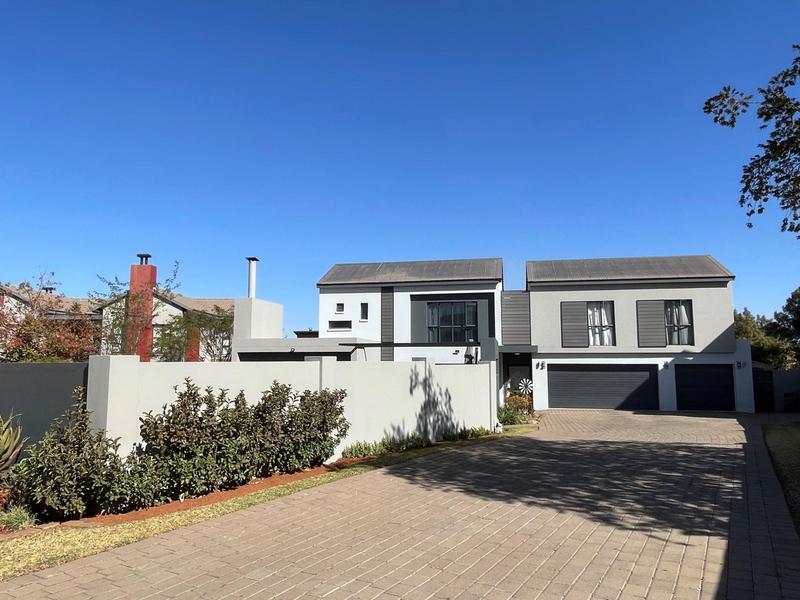 4 Bedroom Property for Sale in Midstream Ridge Gauteng