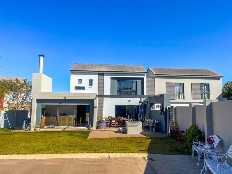 4 Bedroom Property for Sale in Midstream Ridge Gauteng