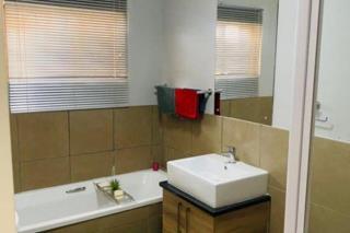 2 Bedroom Property for Sale in Sagewood Gauteng