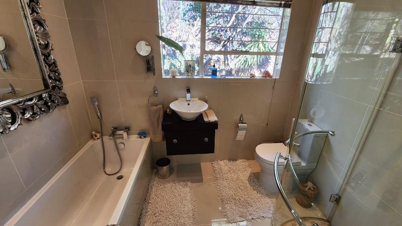 4 Bedroom Property for Sale in Glenvista Gauteng