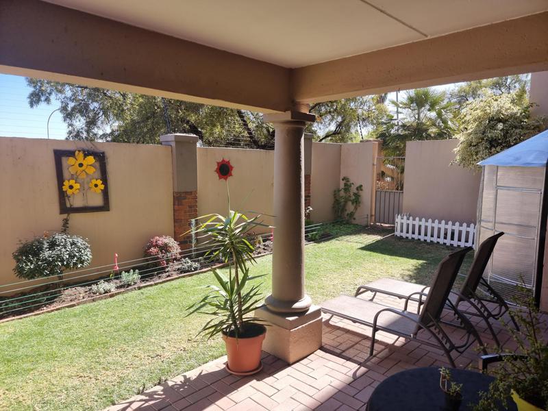 3 Bedroom Property for Sale in Dowerglen Gauteng