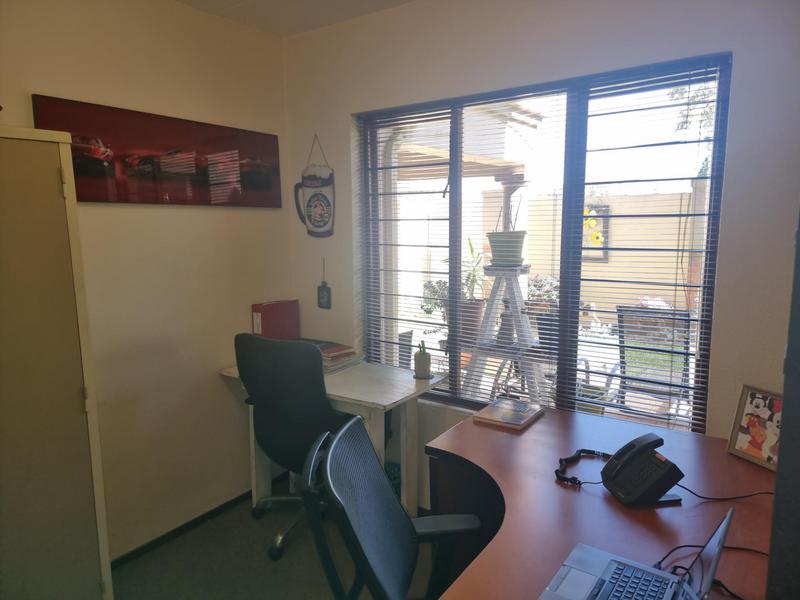 3 Bedroom Property for Sale in Dowerglen Gauteng