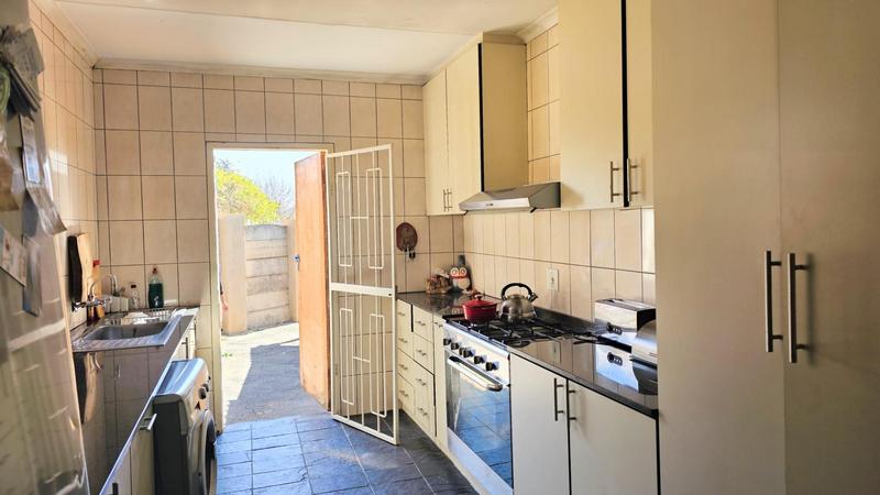 3 Bedroom Property for Sale in Illiondale Gauteng