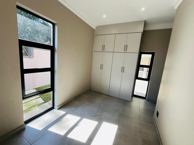 To Let 3 Bedroom Property for Rent in Ferndale Gauteng