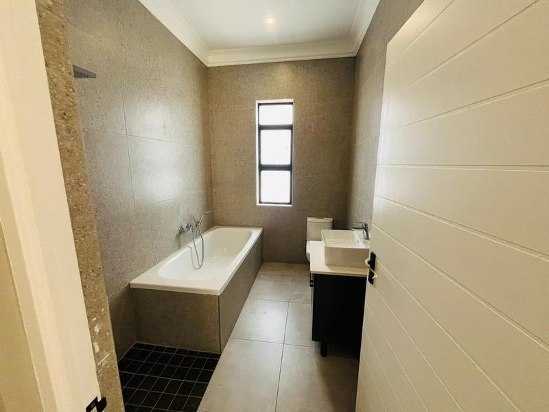 To Let 3 Bedroom Property for Rent in Ferndale Gauteng