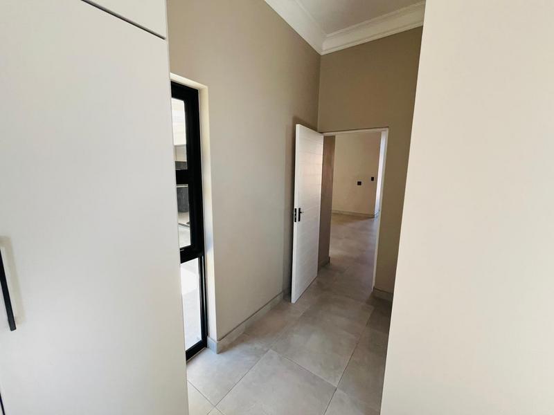 To Let 3 Bedroom Property for Rent in Ferndale Gauteng