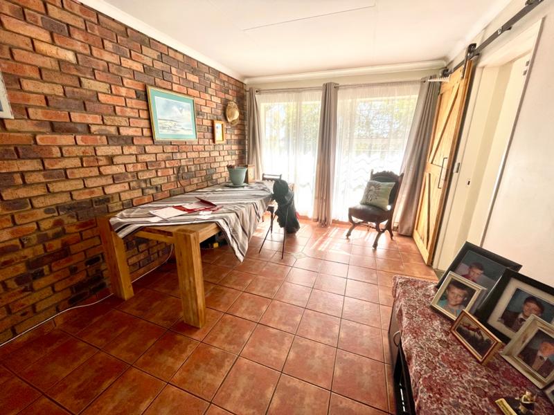 3 Bedroom Property for Sale in Noordheuwel Gauteng