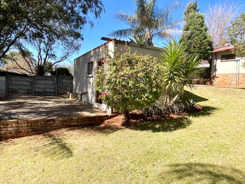 3 Bedroom Property for Sale in Noordheuwel Gauteng