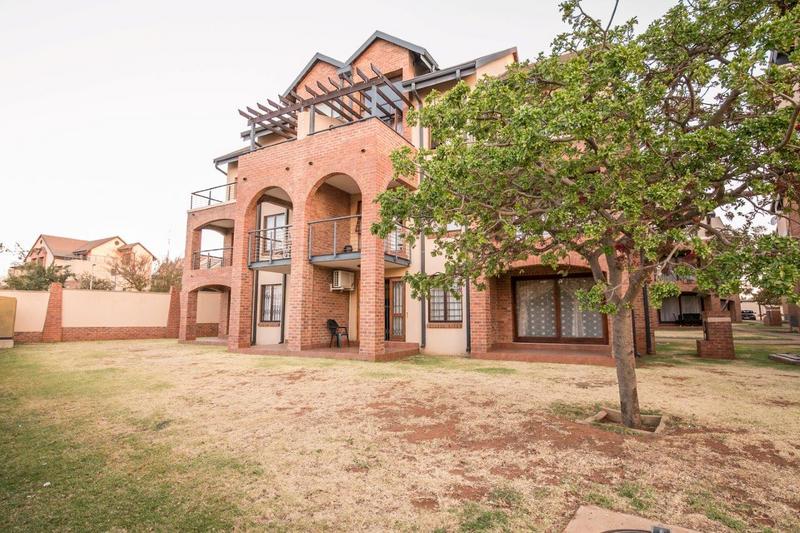 3 Bedroom Property for Sale in Carlswald Gauteng