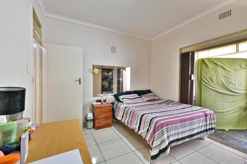 3 Bedroom Property for Sale in Reuven Gauteng