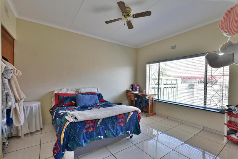 3 Bedroom Property for Sale in Reuven Gauteng