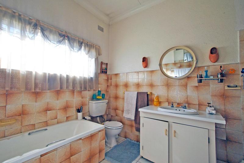 3 Bedroom Property for Sale in Roseacre Gauteng