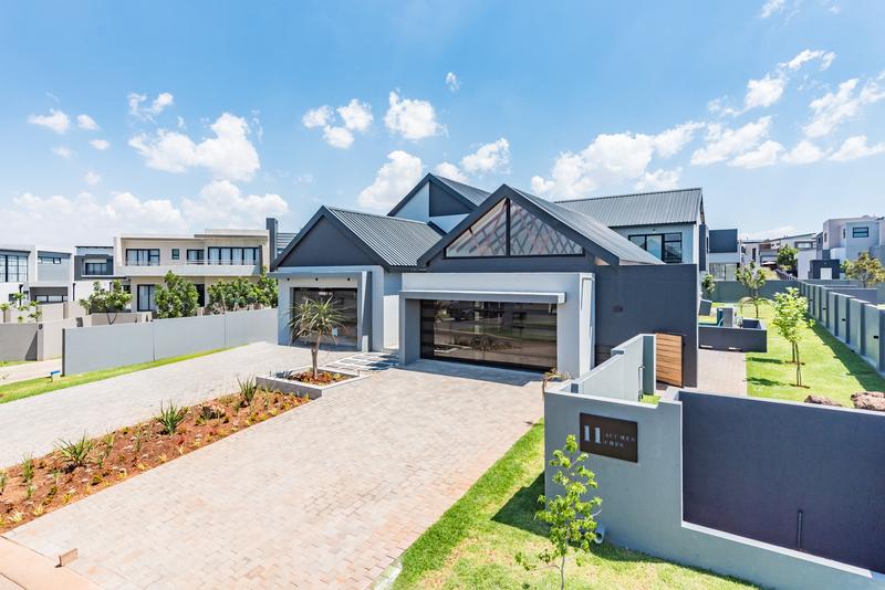 5 Bedroom Property for Sale in Midstream Ridge Gauteng