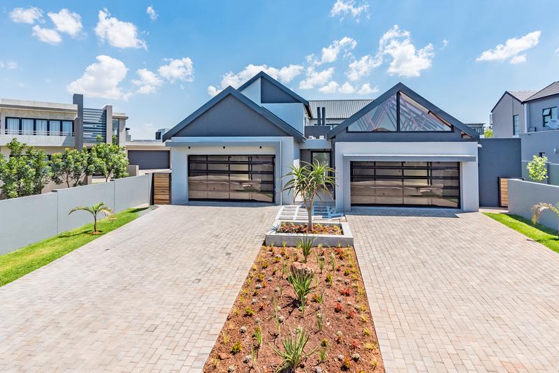 5 Bedroom Property for Sale in Midstream Ridge Gauteng