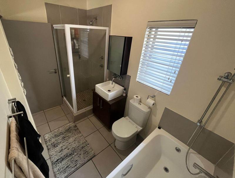 1 Bedroom Property for Sale in Witkoppen Gauteng