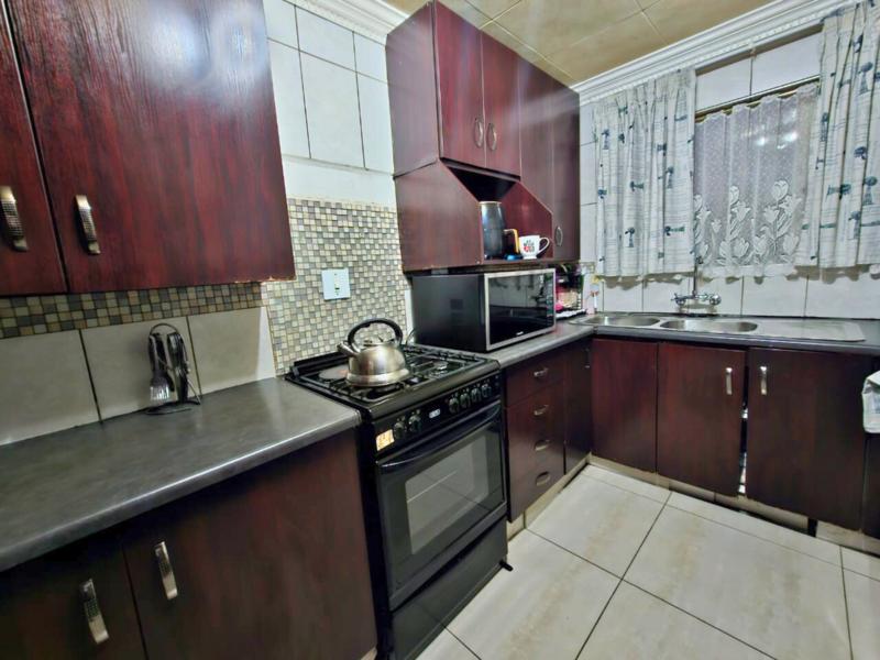 3 Bedroom Property for Sale in Pomona Ext 2 Gauteng