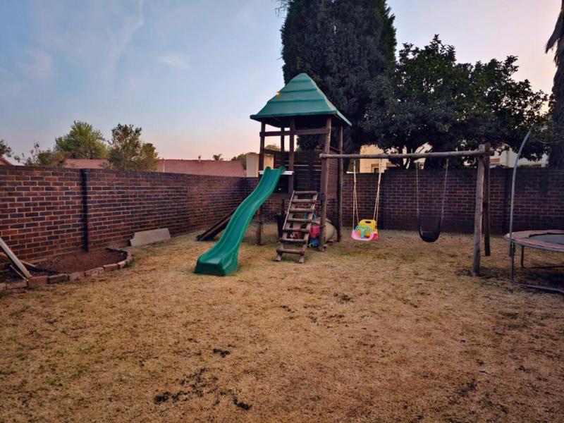 3 Bedroom Property for Sale in Pomona Ext 2 Gauteng