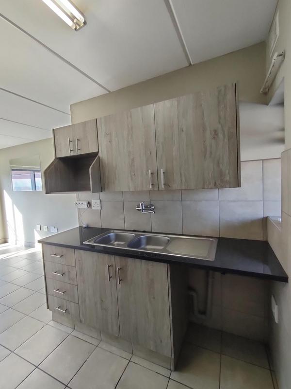 2 Bedroom Property for Sale in Montana Tuine Gauteng