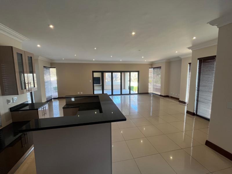 To Let 4 Bedroom Property for Rent in Waterkloof Ridge Gauteng