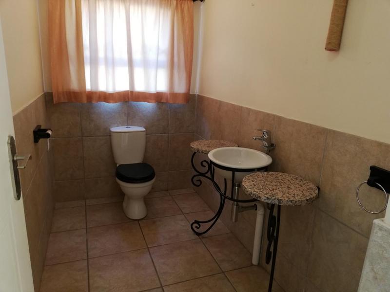 4 Bedroom Property for Sale in Nieuw Muckleneuk Gauteng