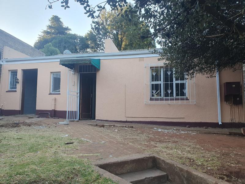 6 Bedroom Property for Sale in Observatory Gauteng