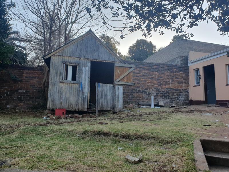 6 Bedroom Property for Sale in Observatory Gauteng