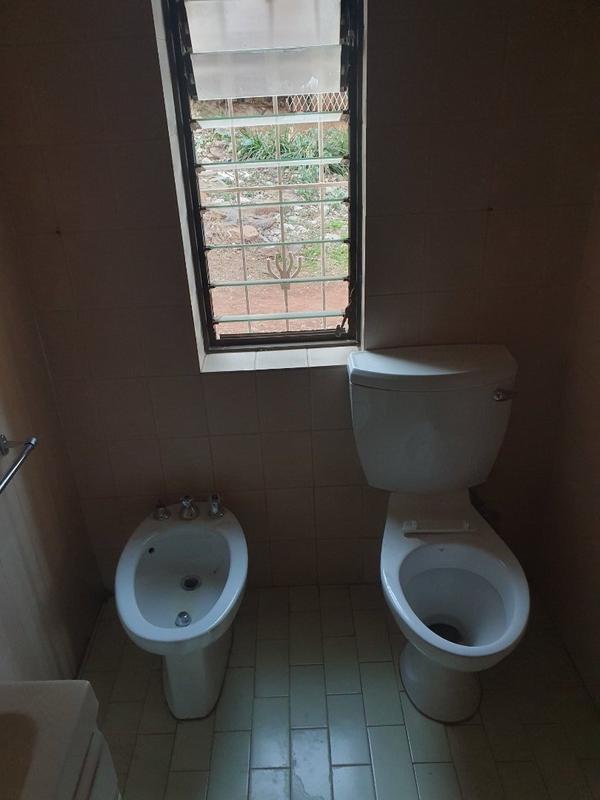 6 Bedroom Property for Sale in Observatory Gauteng