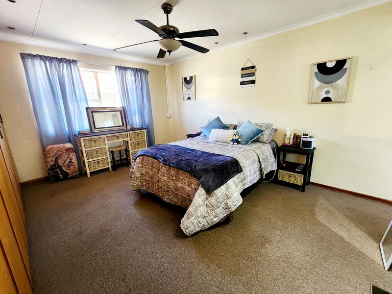 3 Bedroom Property for Sale in Vanderbijlpark SE 3 Gauteng