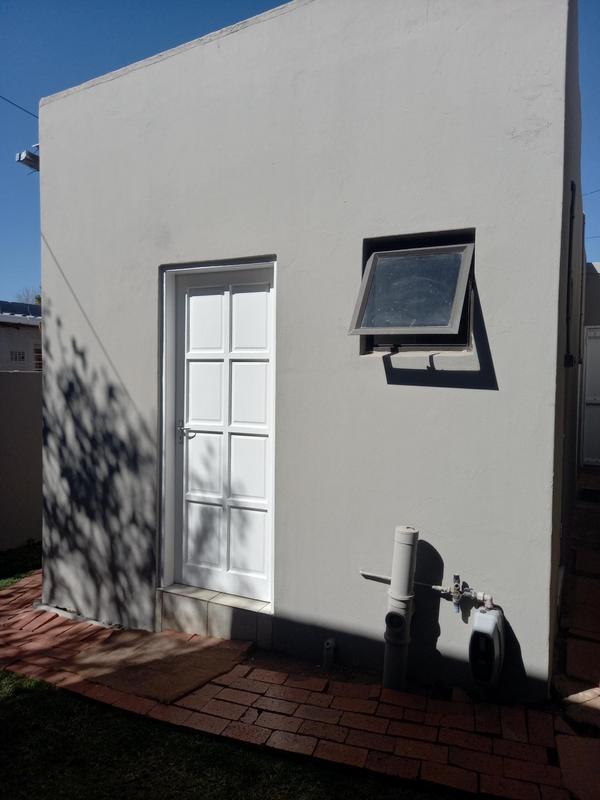 To Let 5 Bedroom Property for Rent in Greenside Gauteng