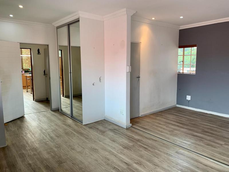 To Let 1 Bedroom Property for Rent in Edenvale Gauteng